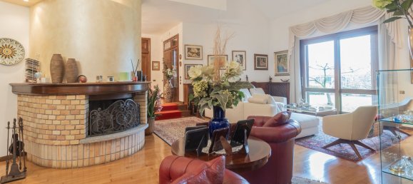 5-salle Villa à Cabiate, Italy No. 183252 3