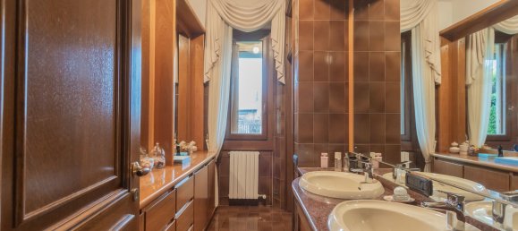 5-salle Villa à Cabiate, Italy No. 183252 19