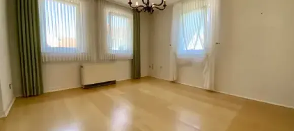 Adosado de 3 dormitorios en Morfelden-Walldorf, Germany No. 282219 8