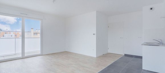 2 bedrooms Apartment in Champigny-sur-Marne, France No. 163148 8