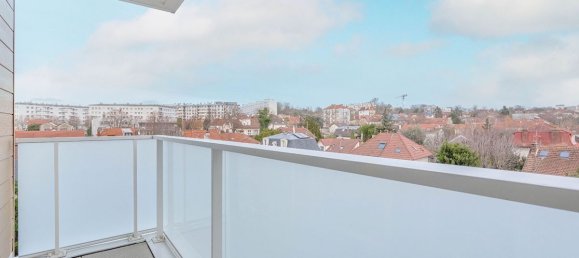 2 bedrooms Apartment in Champigny-sur-Marne, France No. 163148 3