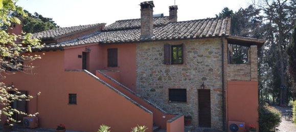 21 bedroom House in Castiglione del Lago, Italy No. 58477 8