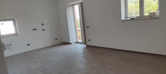 4 rooms Apartment in Cesinali, Italy No. 295380 2