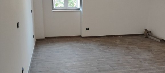 4 rooms Apartment in Cesinali, Italy No. 295380 5