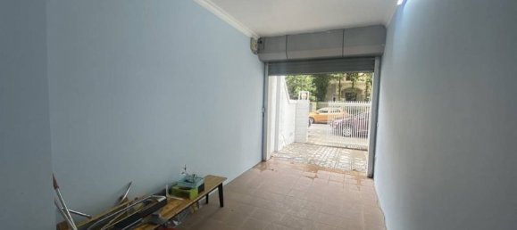 5 bedrooms Villa in Tay Ho, Vietnam No. 522 18