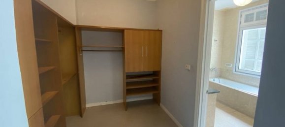 5 bedrooms Villa in Tay Ho, Vietnam No. 522 7