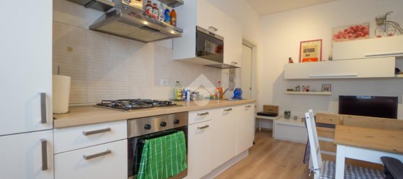 Apartamento de 2 divisões em Cisliano, Italy N.º 127106 8