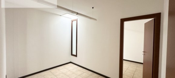 Bureau à Schio, Italy 160m² No. 128662 21