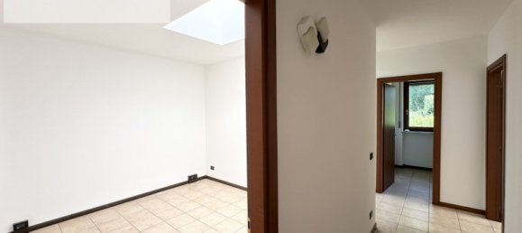 Bureau à Schio, Italy 160m² No. 128662 15