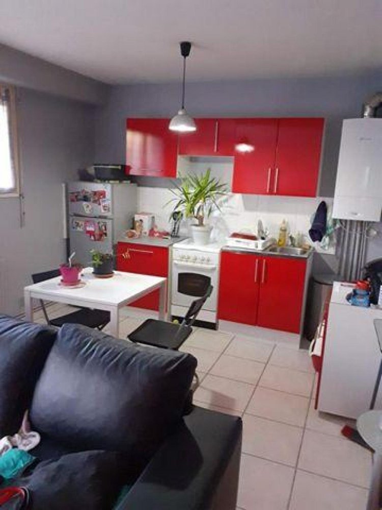 Studio à Châtellerault, France No. 35897