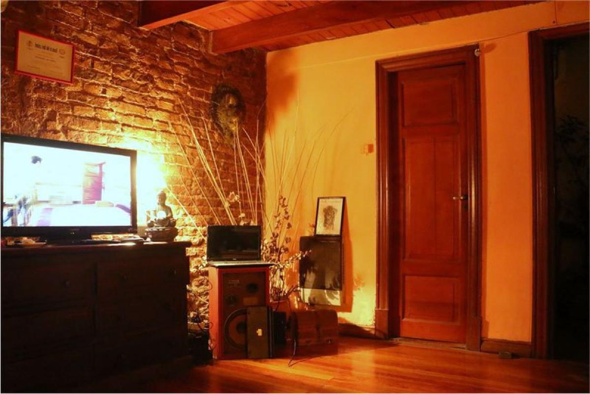 Casa de 2 dormitorios en Buenos Aires, Argentina No. 84567