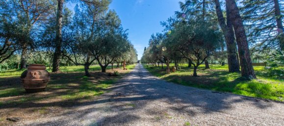 6 Schlafzimmer Villa in Rome, Italy, Nr. 107224 2