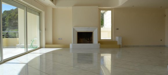 Villa de 4 dormitorios en Vouliagmeni, Greece No. 5775 20