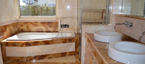 Villa de 4 dormitorios en Vouliagmeni, Greece No. 5775 17