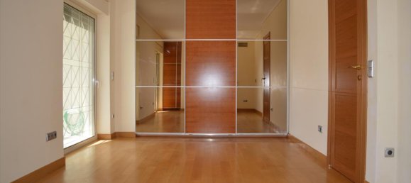 Villa de 4 dormitorios en Vouliagmeni, Greece No. 5775 14