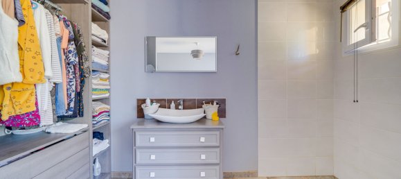 4 bedrooms House in Saint-Denis-de-Pile, France No. 285436 10