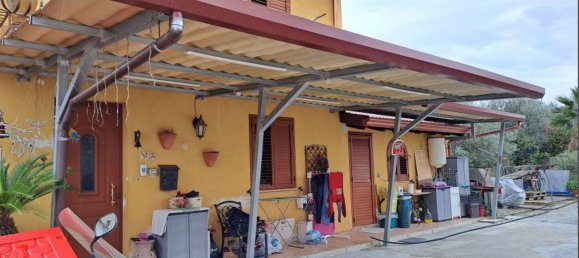 Квартира с 4 комнатами в Милаццо, Италия № 50353 13