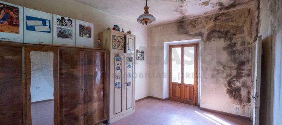 6غرفة منزل في Reggello, Italy رقم 199595 4