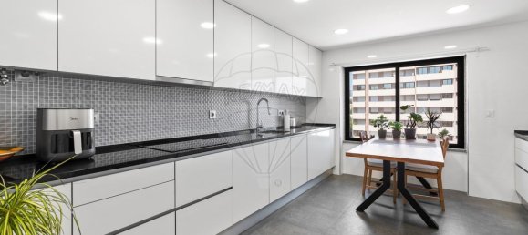 4 bedrooms Apartment in Lisbon, Portugal No. 248379 10