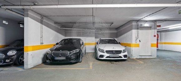 4 bedrooms Apartment in Lisbon, Portugal No. 248379 32