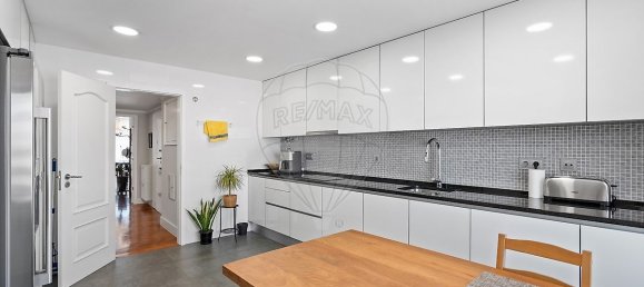 4 bedrooms Apartment in Lisbon, Portugal No. 248379 12