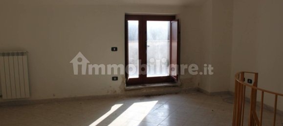 3 bedrooms House in Dugenta, Italy No. 262676 9