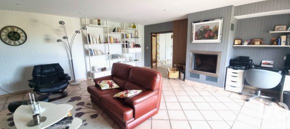 Casa de 4 dormitorios en Saint-Genis-sur-Menthon, France No. 203204 8