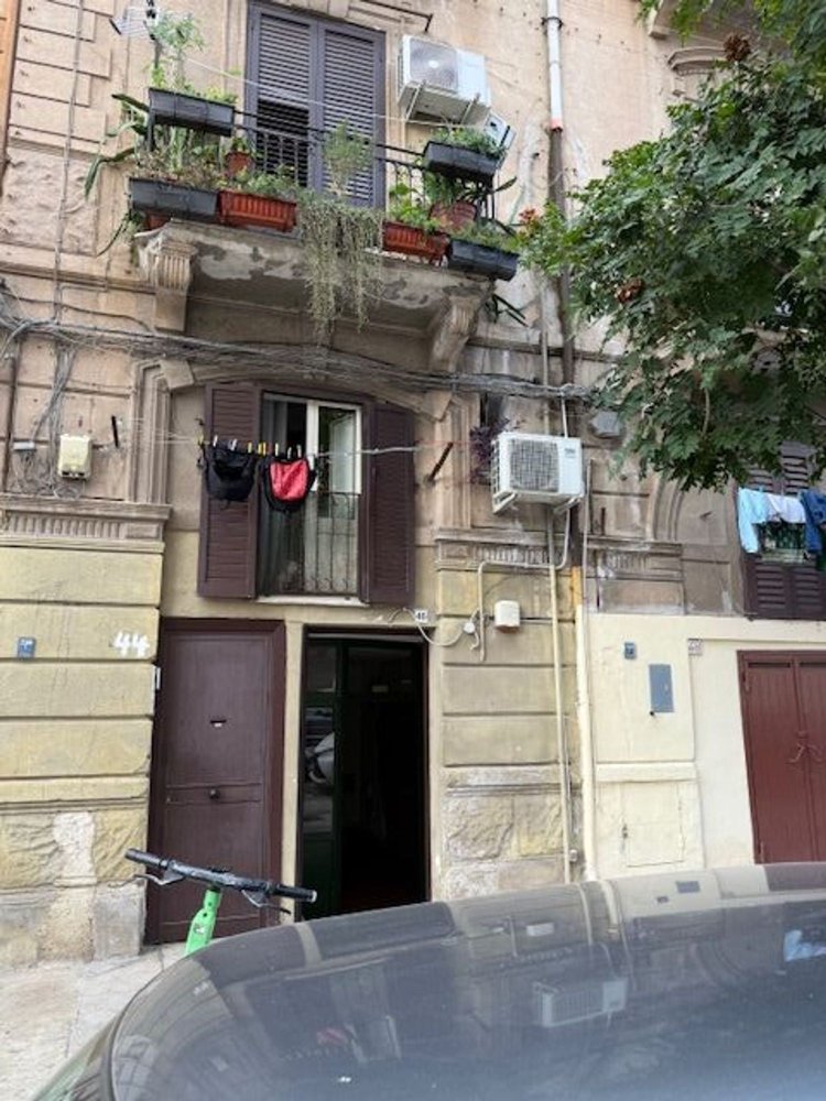 Коммерческая недвижимость 65м² в Палермо, Италия № 395766