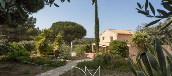 5 bedrooms Villa in Six-Fours-les-Plages, France No. 285995 3