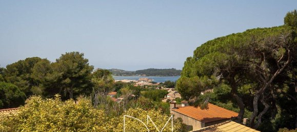 5 bedrooms Villa in Six-Fours-les-Plages, France No. 285995 8