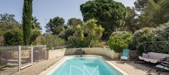 5 bedrooms Villa in Six-Fours-les-Plages, France No. 285995 9
