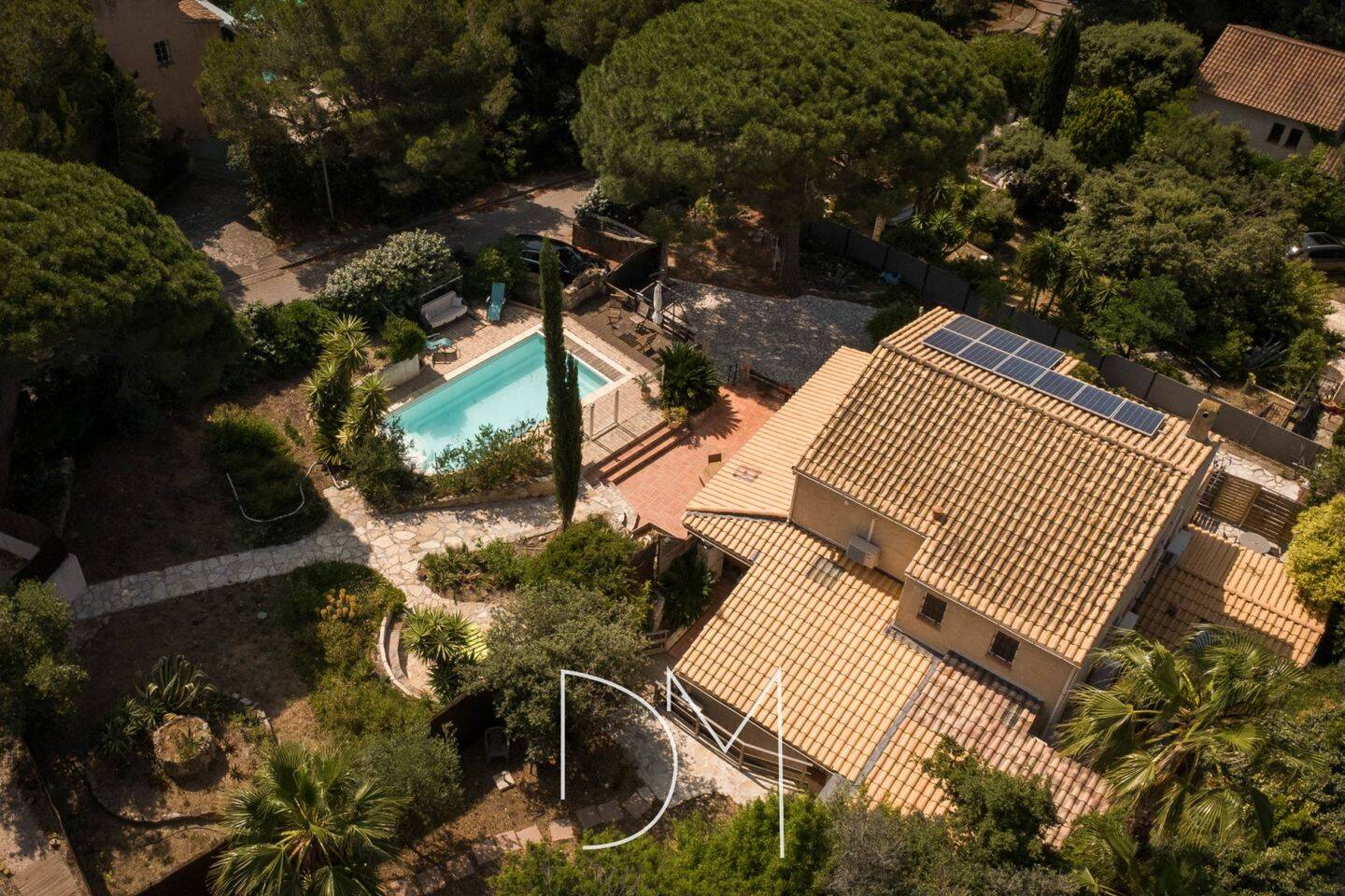 5 bedrooms Villa in Six-Fours-les-Plages, France No. 285995