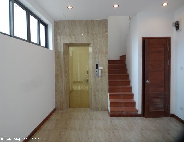 2 غرف نوم منزل ذو طابقين في Tay Ho, Vietnam رقم 7810