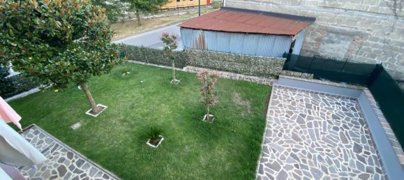 5 bedrooms Villa in Serino, Italy No. 372398 4