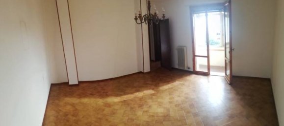 5-salle Appartement à Calcinaia, Italy No. 255080 4