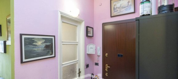 1 bedroom Apartment in Turin, Italy No. 350194 9