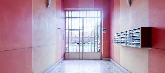 1 bedroom Apartment in Turin, Italy No. 350194 5