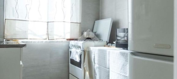 2 rooms Apartment in Turin, Italy No. 118080 9