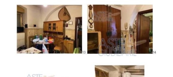 1 room Garage in Genoa, Italy No. 30121 8