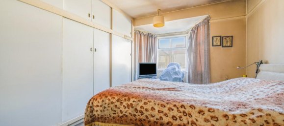 3 Schlafzimmer Haus in Enfield, United Kingdom, Nr. 13459 14