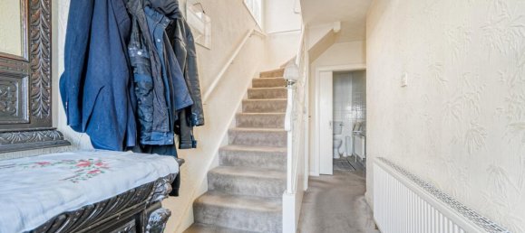 3 Schlafzimmer Haus in Enfield, United Kingdom, Nr. 13459 5