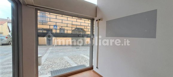 Oficina de 1 habitación en Trezzo sull'Adda, Italy No. 127707 2