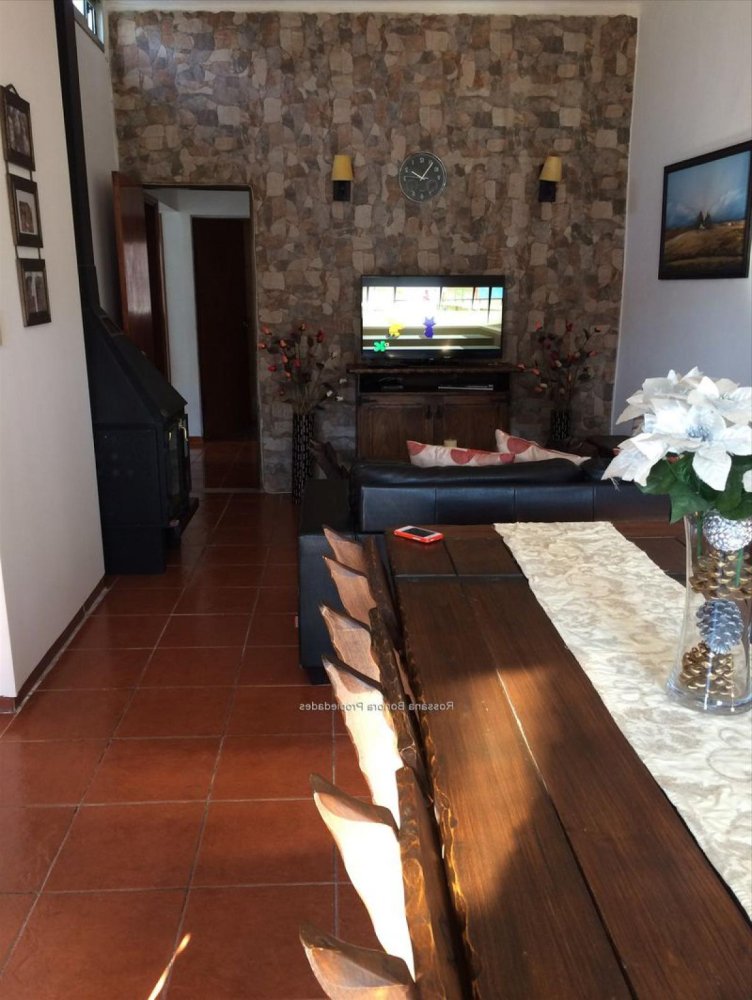 3 bedrooms House in Montevideo, Uruguay No. 2691