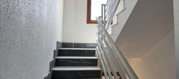 4 bedrooms Apartment in Bigastro, Spain No. 189497 3