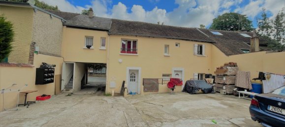 13 rooms Building in Dreux, France No. 90991 7