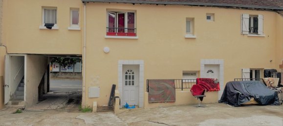13 rooms Building in Dreux, France No. 90991 3