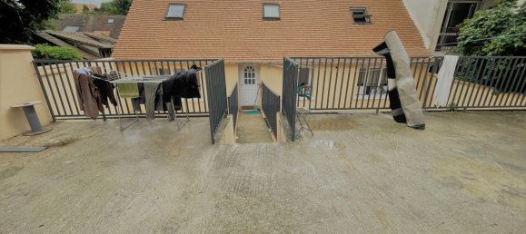 13 rooms Building in Dreux, France No. 90991 2