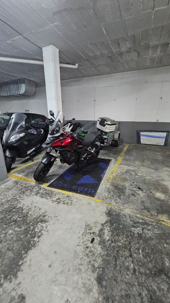  Garage in El Pont de Vilomara i Rocafort, Spain No. 188866