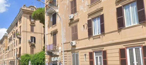3 rooms Apartment in Rome, Italy No. 309187 10