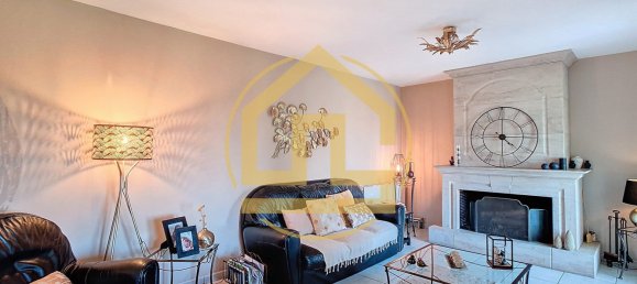 4 bedrooms House in Orsinval, France No. 93446 4